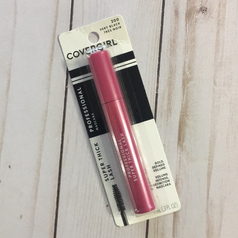 ❗️BUNDLE❗️Covergirl Very Black 200 Super THICK